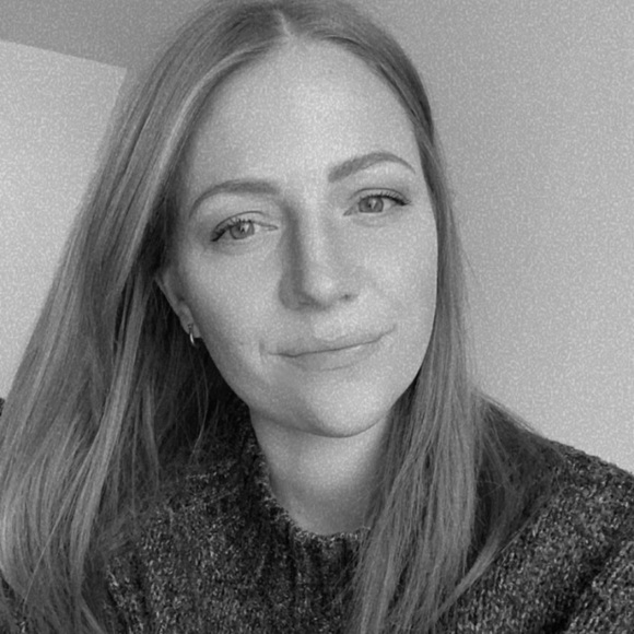 Meet your Posher, Tess - Picture 1 of 1